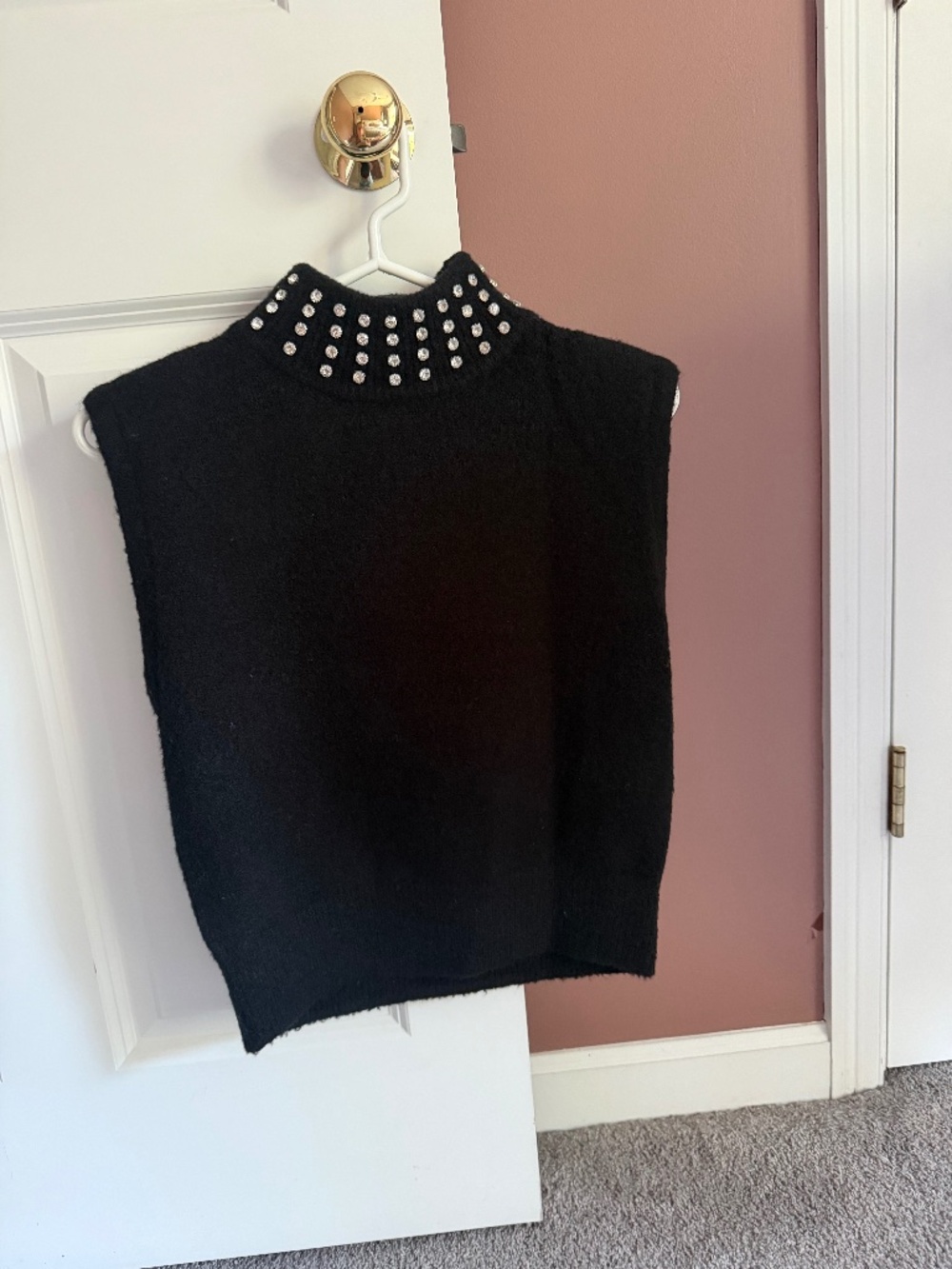 Kit black turtleneck tank with rhinestone collar Small NWOT